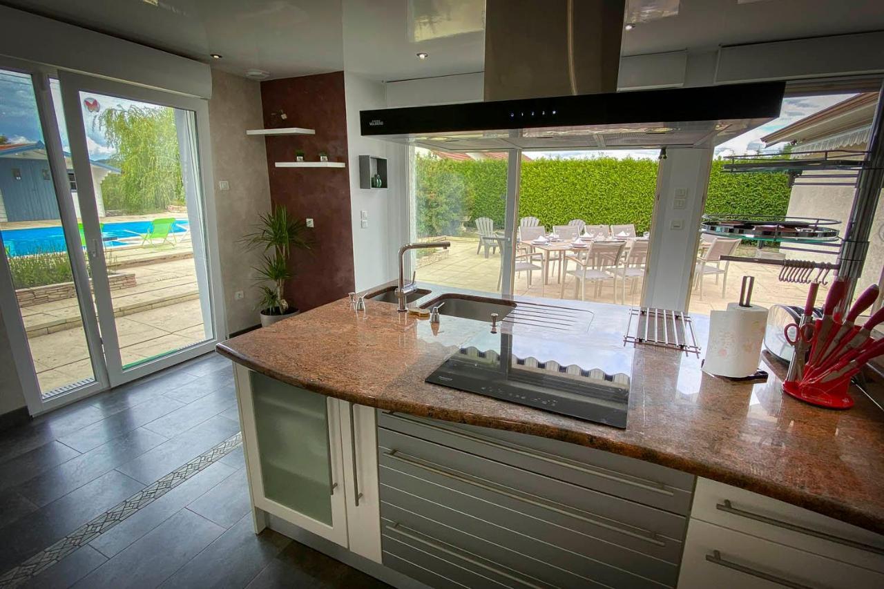 Villa 200m2 avec PISCINE chauffée&SPA&sauna&kota-grill Laval-sur-Vologne Extérieur photo